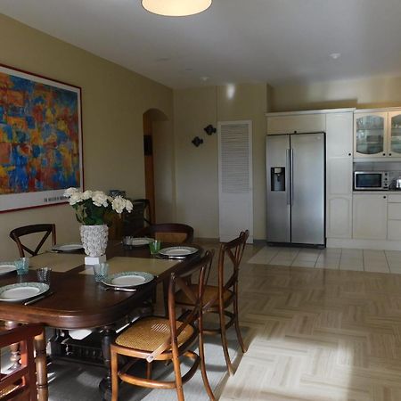 Air-Conditioned 4-Room "Marine Villeneuve" Flat With Pool And Parking Екстер'єр фото