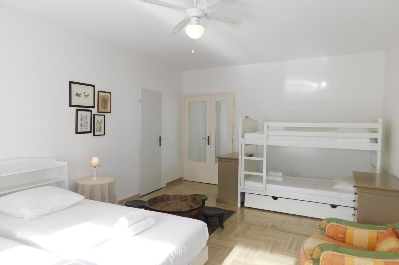 Air-Conditioned 4-Room "Marine Villeneuve" Flat With Pool And Parking Екстер'єр фото
