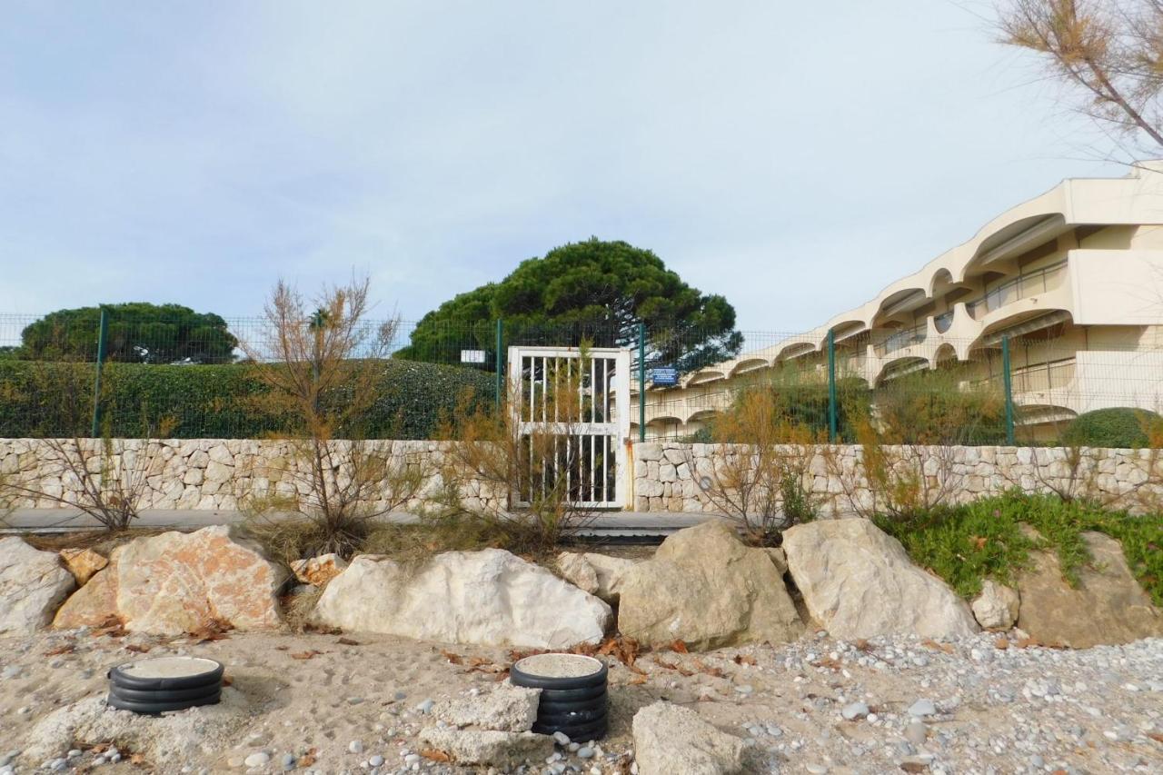 Air-Conditioned 4-Room "Marine Villeneuve" Flat With Pool And Parking Екстер'єр фото