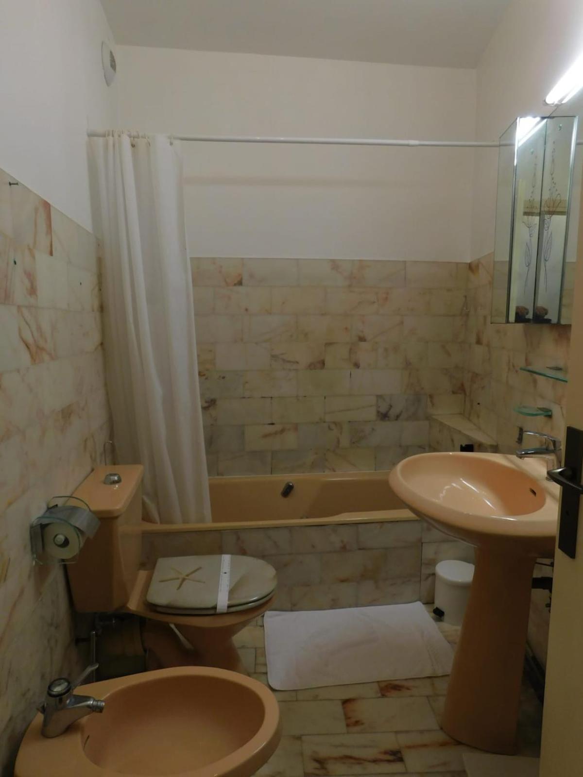 Air-Conditioned 4-Room "Marine Villeneuve" Flat With Pool And Parking Екстер'єр фото