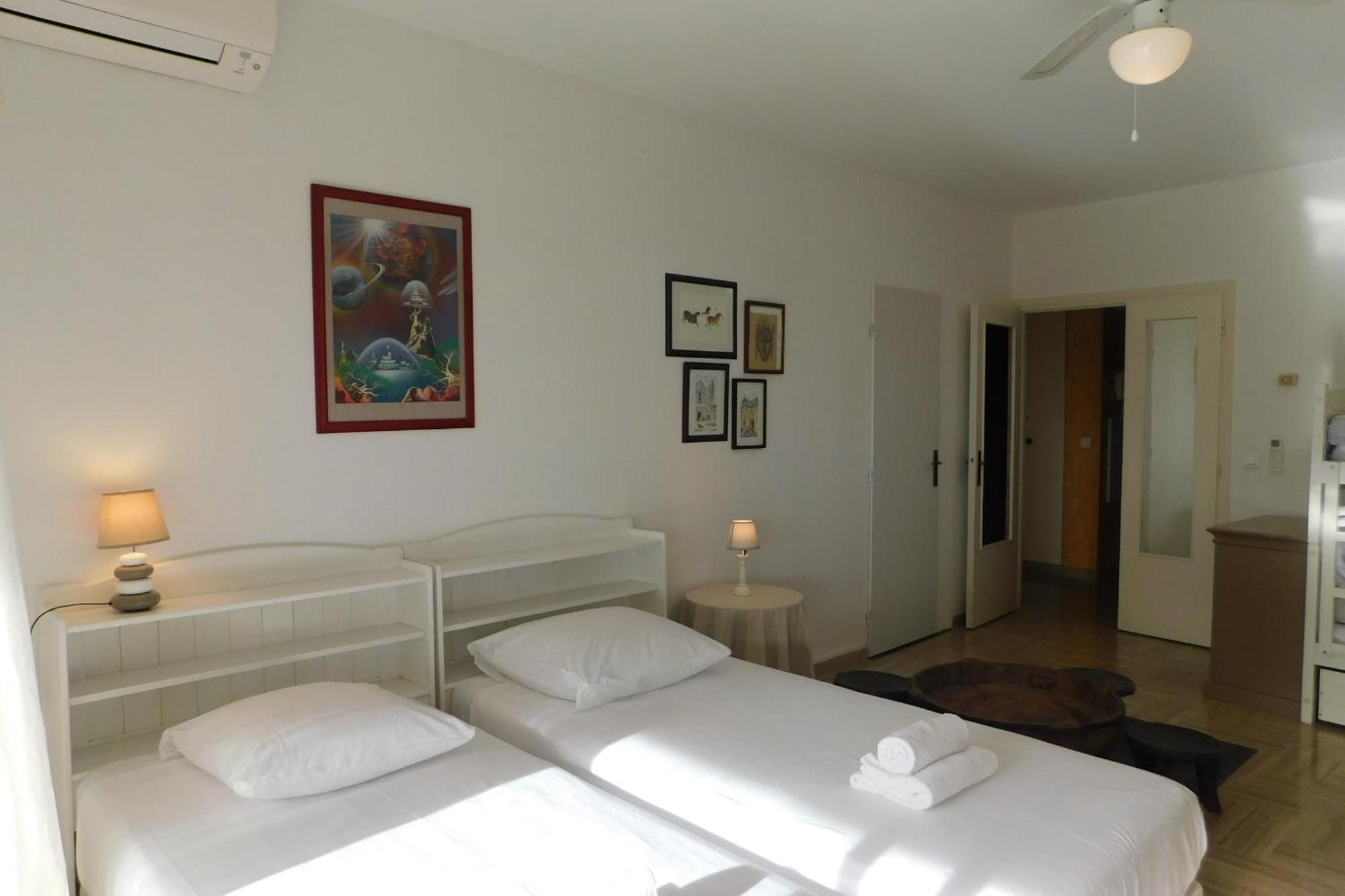 Air-Conditioned 4-Room "Marine Villeneuve" Flat With Pool And Parking Екстер'єр фото